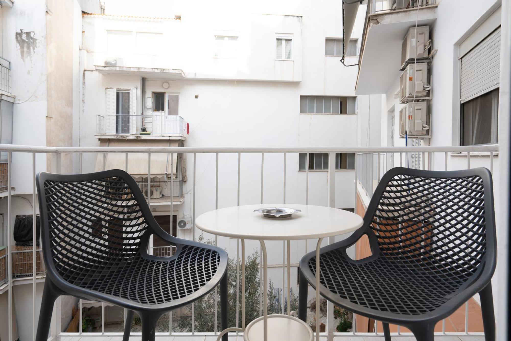 Stunning Cozy Apartment In Athene Buitenkant foto