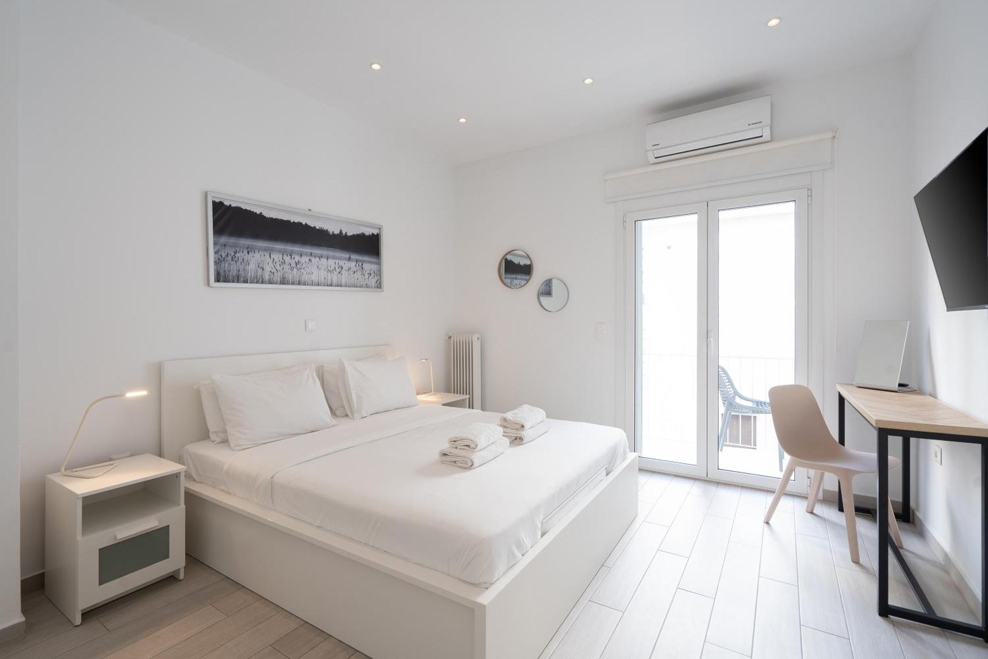 Stunning Cozy Apartment In Athene Buitenkant foto