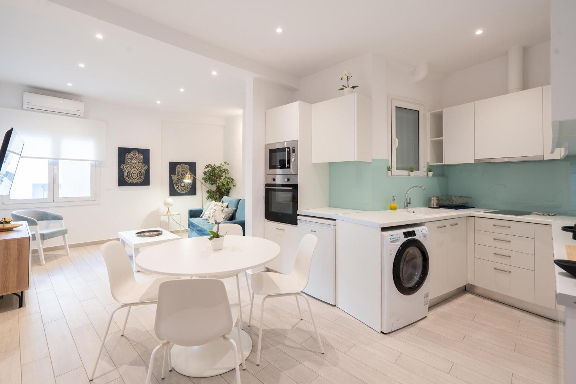 Stunning Cozy Apartment In Athene Buitenkant foto